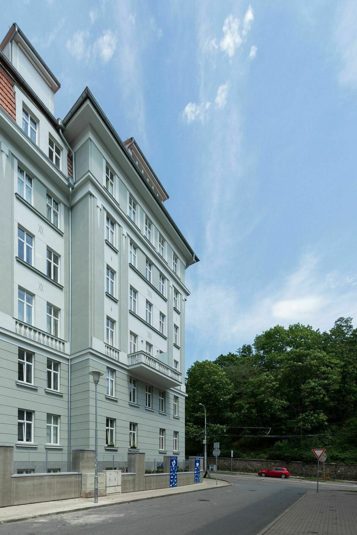 Thai World Apartment Spilberk II เบอร์โน ภายนอก รูปภาพ